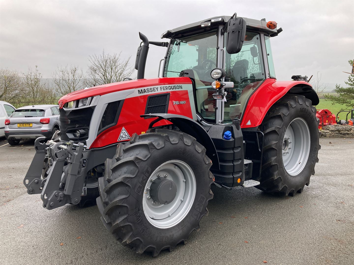 MASSEY FERGUSON 7S 180 TRACTOR.jpg3 MASSEY FERGUSON 7S 180 TRACTOR.jpg3